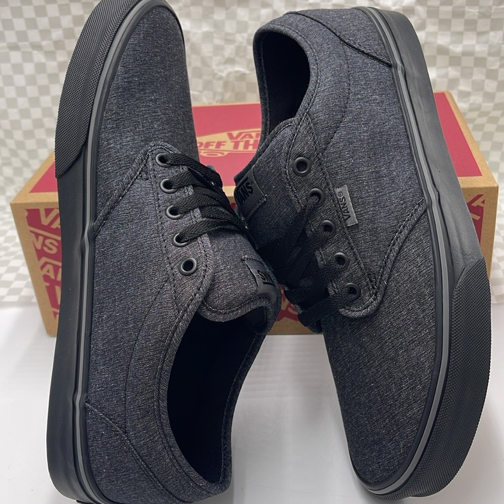 Vans Men’s Sneakers Canvas Upper Atwood
(Varsity Textile) Black/Pewt
VN0A45J9VEJ - Picture 11 of 16
